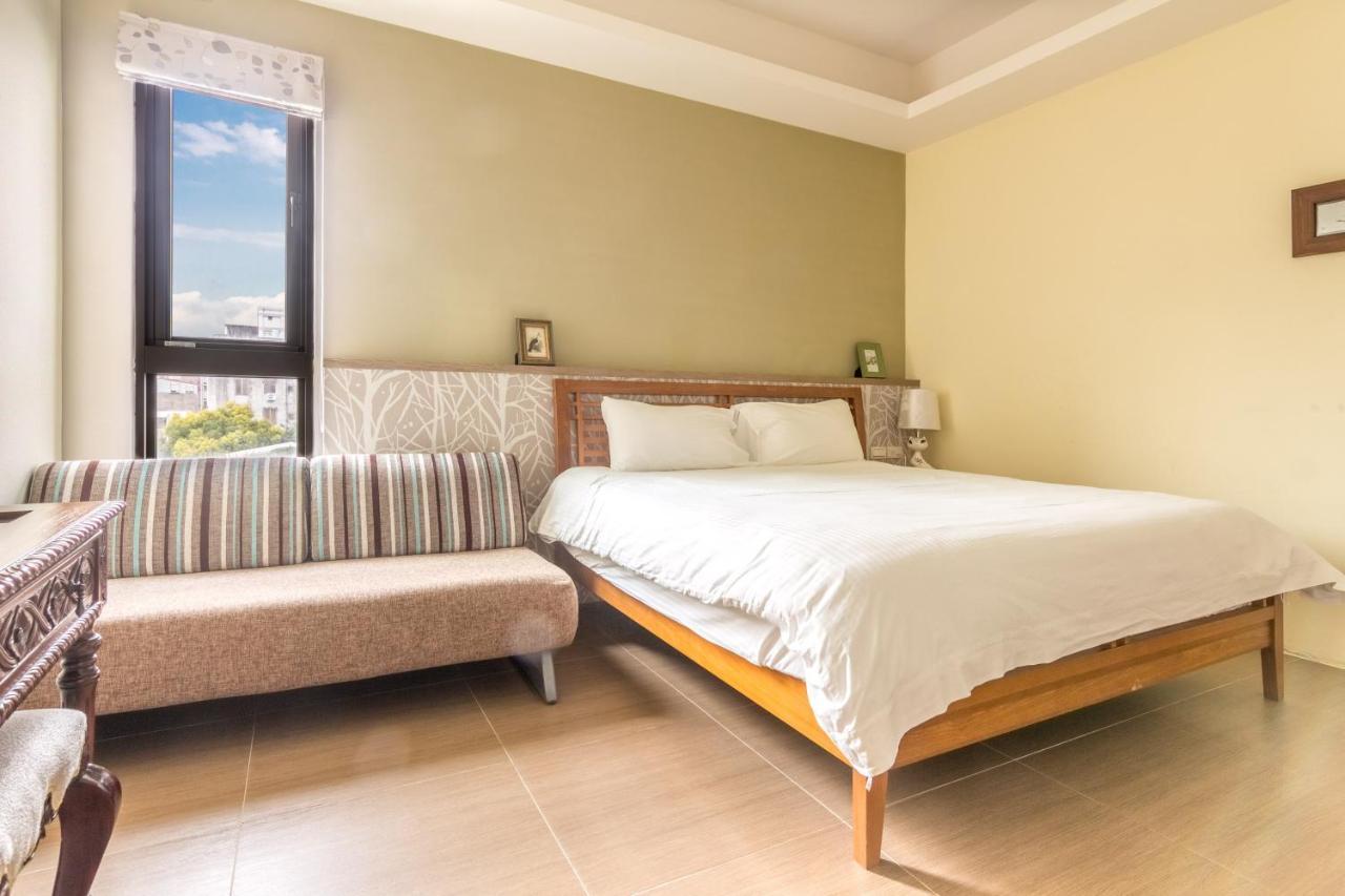 Jhongshan Building Bed&Breakfast Hualien Exterior foto