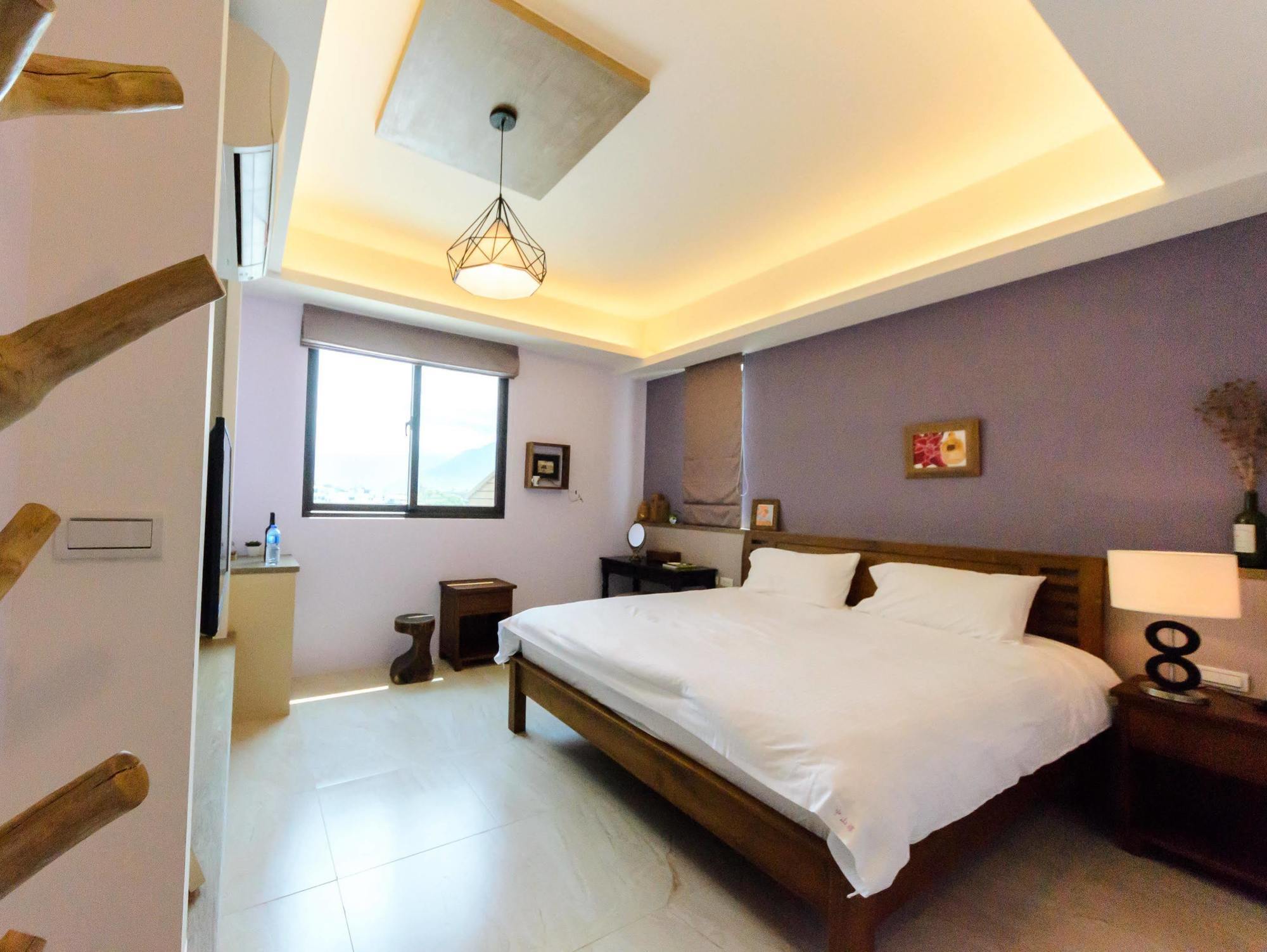 Jhongshan Building Bed&Breakfast Hualien Exterior foto