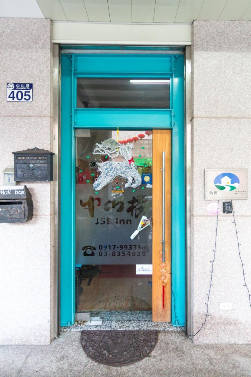 Jhongshan Building Bed&Breakfast Hualien Exterior foto