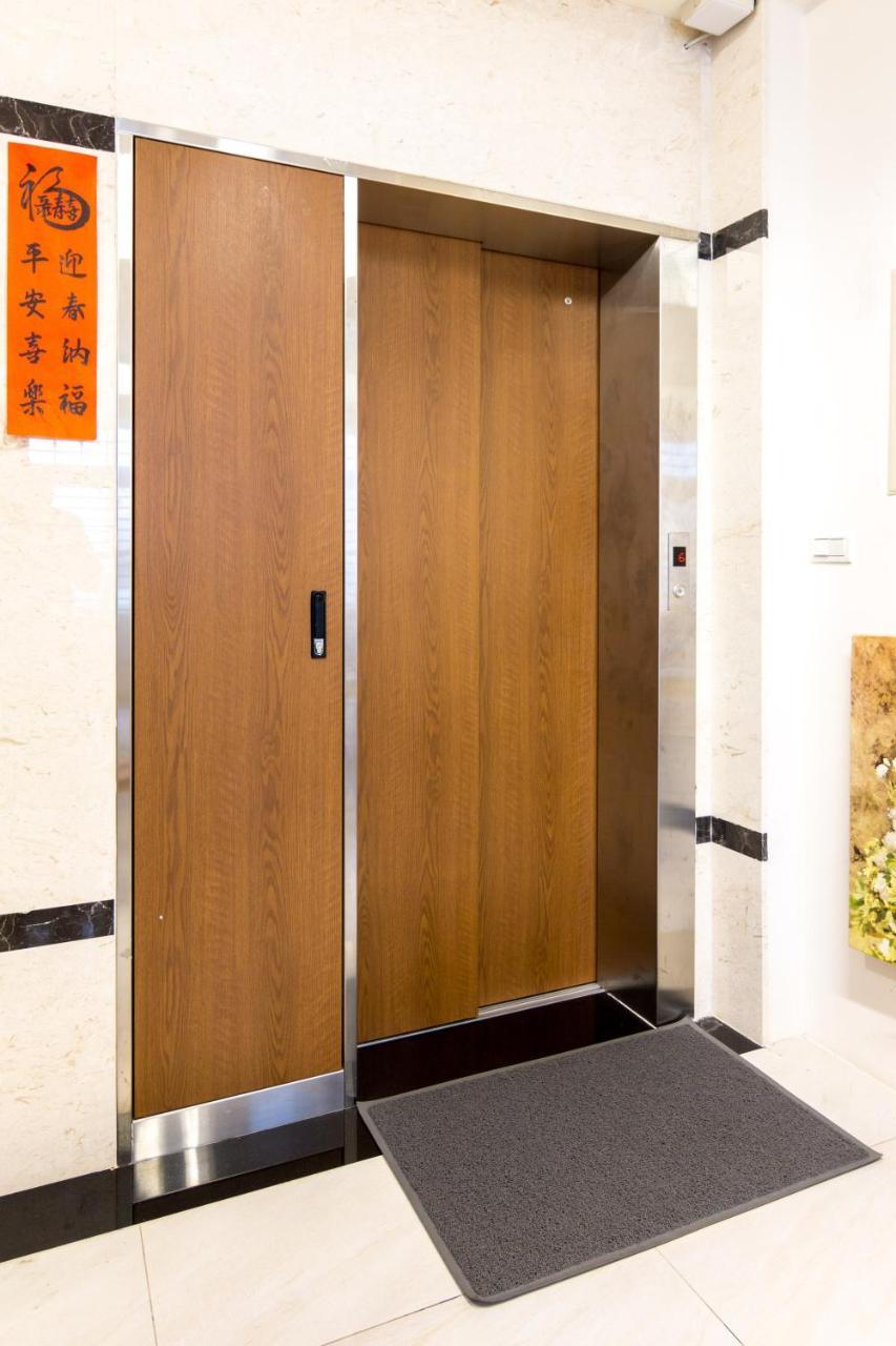 Jhongshan Building Bed&Breakfast Hualien Exterior foto